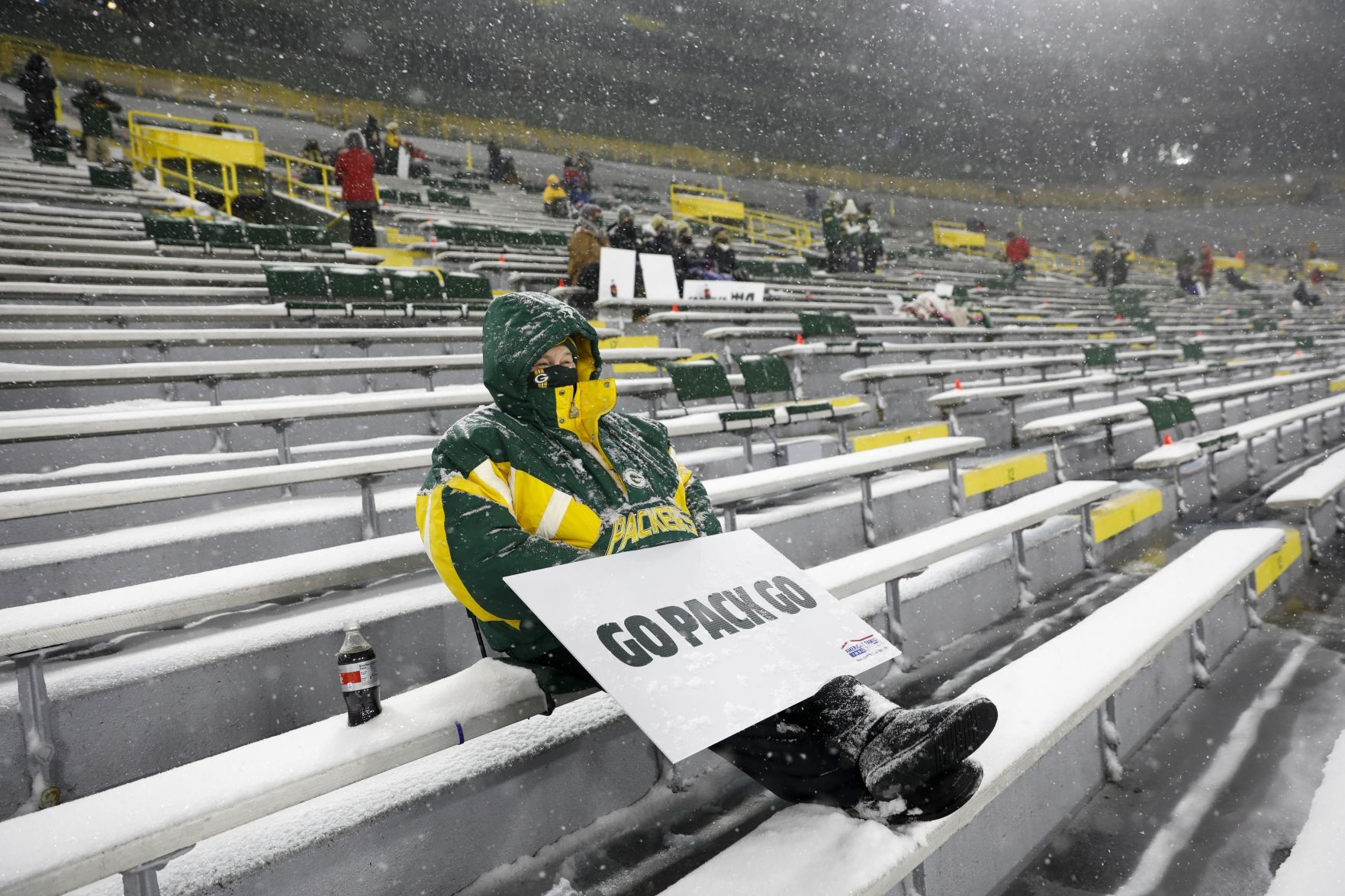 Packers 40, Titans 14